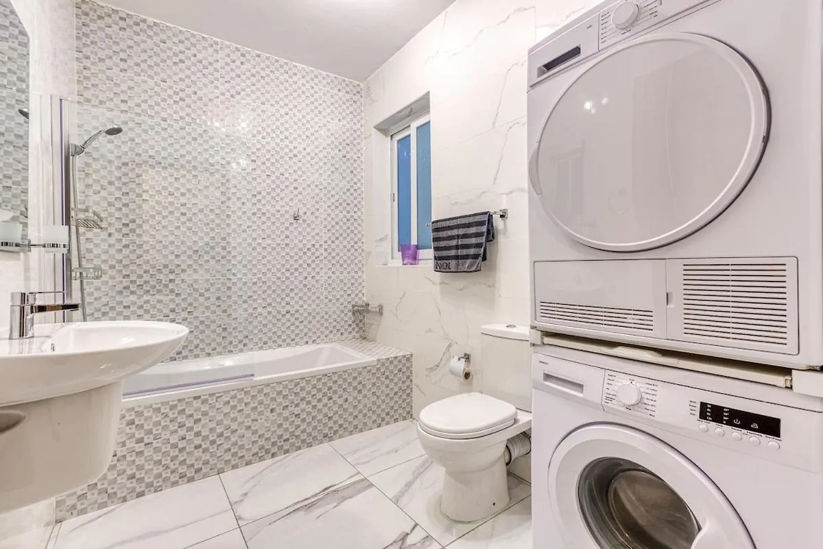 Central 3 Bedroom Modern Apartment In St Julians Saint Julian's Malta