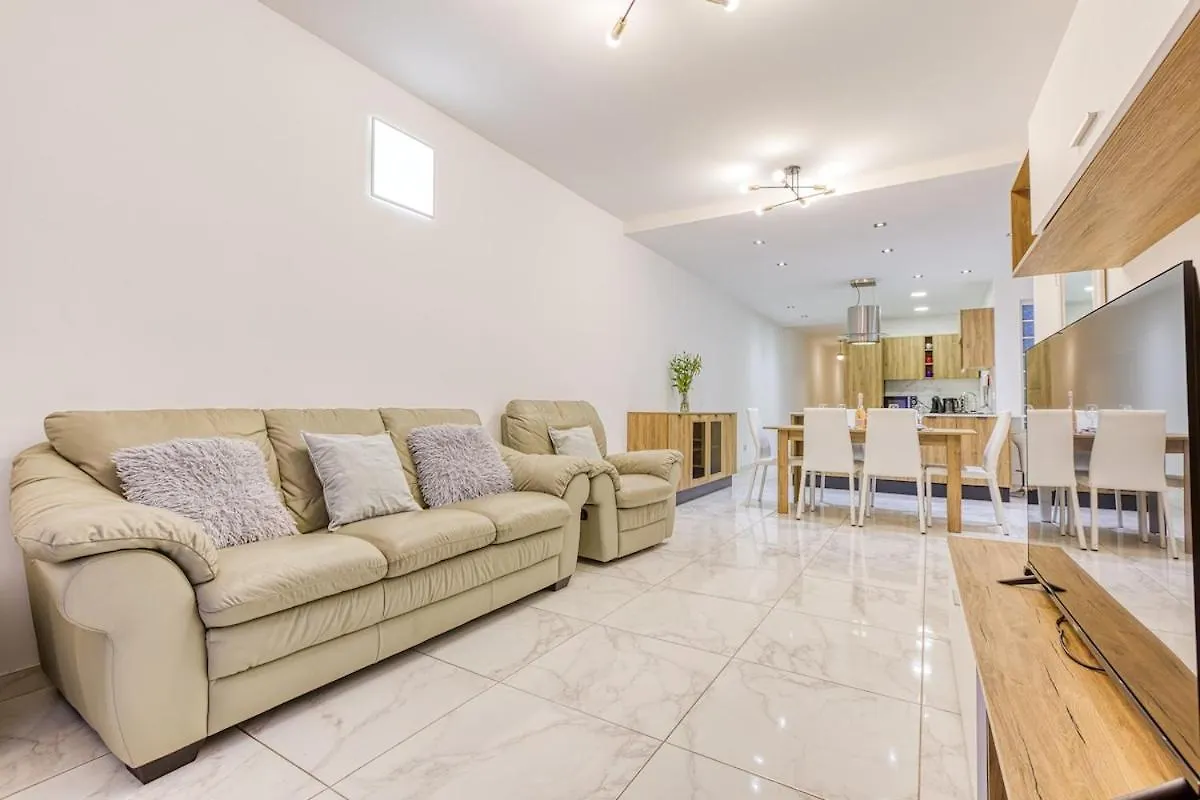 Central 3 Bedroom Modern Apartment In St Julians Saint Julian's Malta