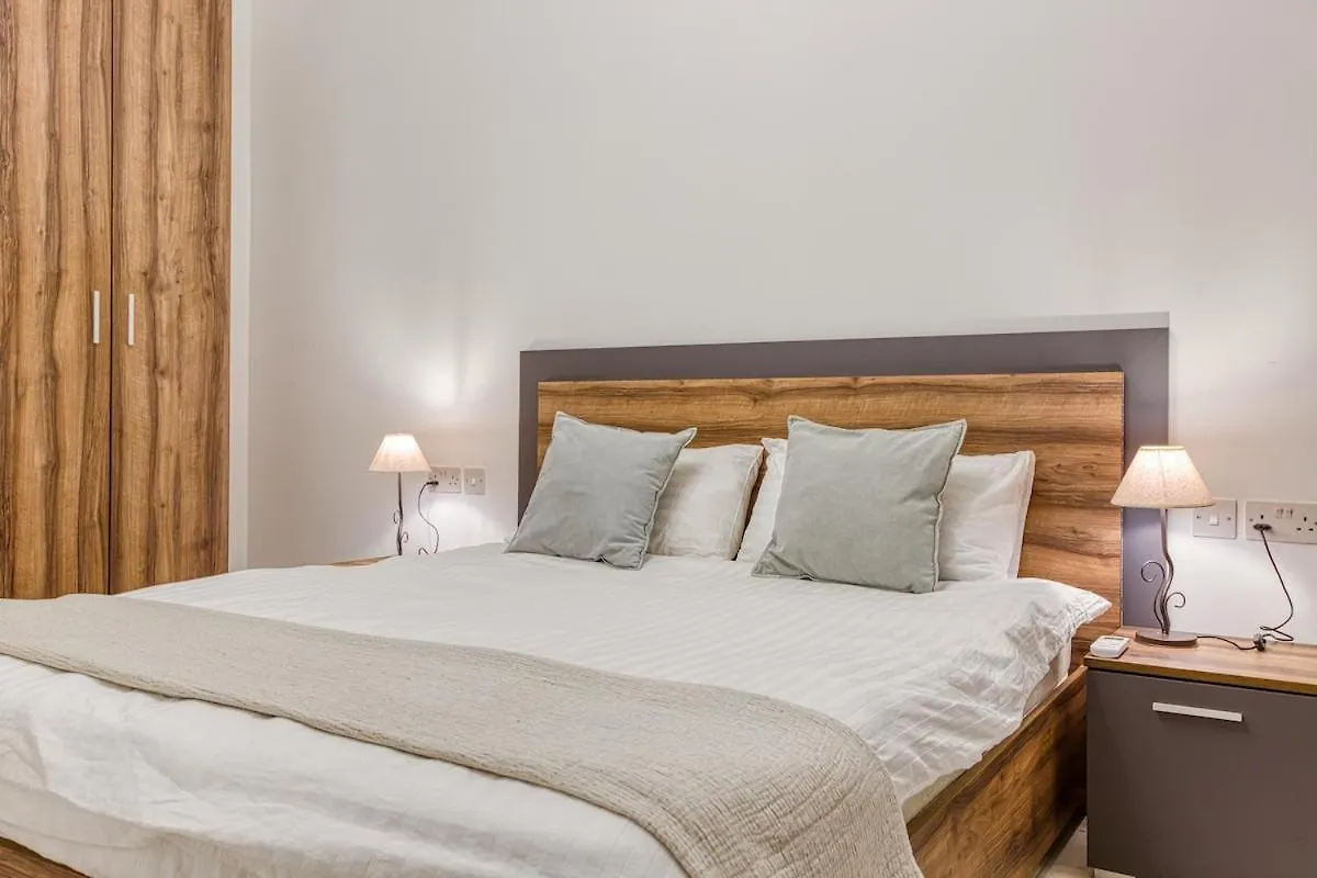 Central 3 Bedroom Modern Apartment In St Julians Saint Julian's Malta